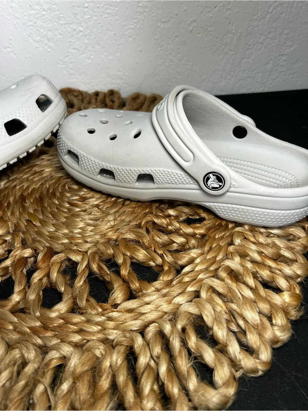Crocs Kids Classic Clog in Light Gray
